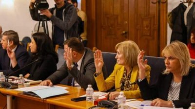Комиссия НС отняла у партии "Возрождение" председательство в Комиссии по контролю над спецслужбами