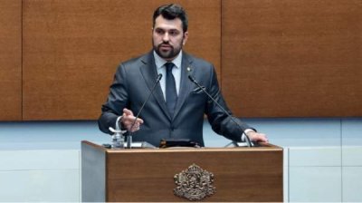 Депутаты обсуждают вотум недоверия правительству Росена Желязкова