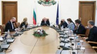 Обсуждают правила въезда интуристов в Болгарию в условиях пандемии