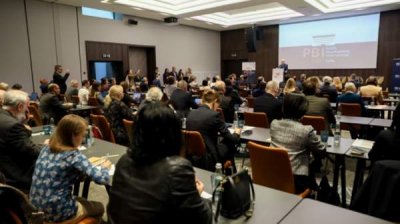 Современность требует присутствия общественных СМИ на гораздо большем числе платформ