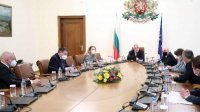 В Болгарии обсуждают смягчение противоэпидемических мер