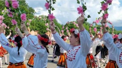 Празднику розы в Казанлыке уже 120 лет
