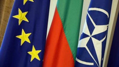 НАТО и ЕС поздравили Болгарию с 3 марта