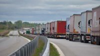 Интенсивное движение грузовиков на границе с Румынией