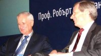 Проф. Роберт Каплан посоветовал Болгарии не сосредотачиваться на выработке стратегий, а на их реализации