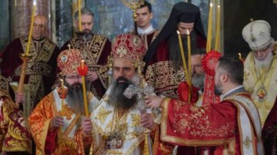 Патриарх Даниил поздравил болгар с “Христос воскресе”