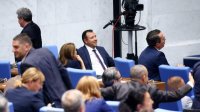 Парламент принял решение не проводить референдум по евро