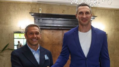 Легенда бокса Владимир Кличко прибыл в Болгарию