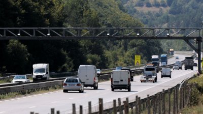 Почти на 1/3 подорожают виньетки для легковых автомобилей и легких грузовиков