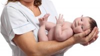 Парламент принял изменения правил регистрации имен болгарских детей, родившихся за рубежом