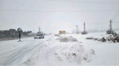 Все еще закрыты некоторые дороги III класса из-за снегопада