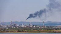 Расследуют “Лукойл“ на предмет воспрепятствования конкуренции в розничной торговле горючим