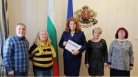 Илияна Йотова: Мы ответственны за возвращение детей болгар в мире в Болгарию