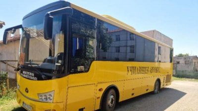 Правительство выделило почти 400 тысяч левов на бесплатный транспорт украинских детей беженцев до школы