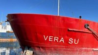 Президент наградил участников операции по спасению судна Vera Su