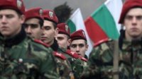 На 5% выросло число болгар, готовых сражаться за свою страну