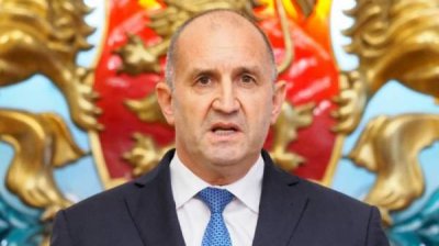 О чем &quot;говорит&quot; президент, предлагая референдум по вводу евро?