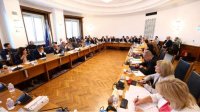 Парламентская юридическая комиссия не одобрила инициативу проведения референдума по переходу на евро