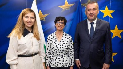 Министры Велислава Петрова и Георги Пеев встретились с еврокомиссаром Мартой Кос
