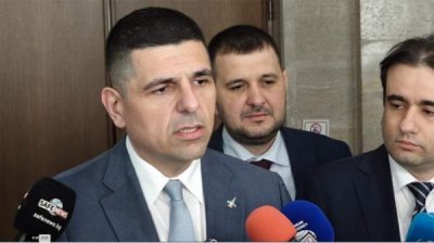 Ивайло Мирчев: Отставка Кирилла Петкова – разумный поступок