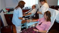 Все больше болгарской молодежи участвует в акциях сбора крови