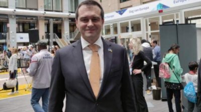 Посол Украины в ЕС: "Выбор победить ли вместе с Украиной или отправлять солдат на фронт"