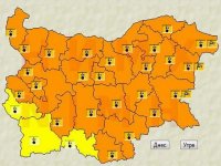 Во всей Болгарии введен оранжевый код метеоопасности из-за жары