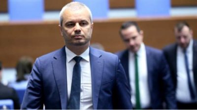 В парламент внесено третье предложение &quot;Возрождения&quot; о проведении референдума по евро